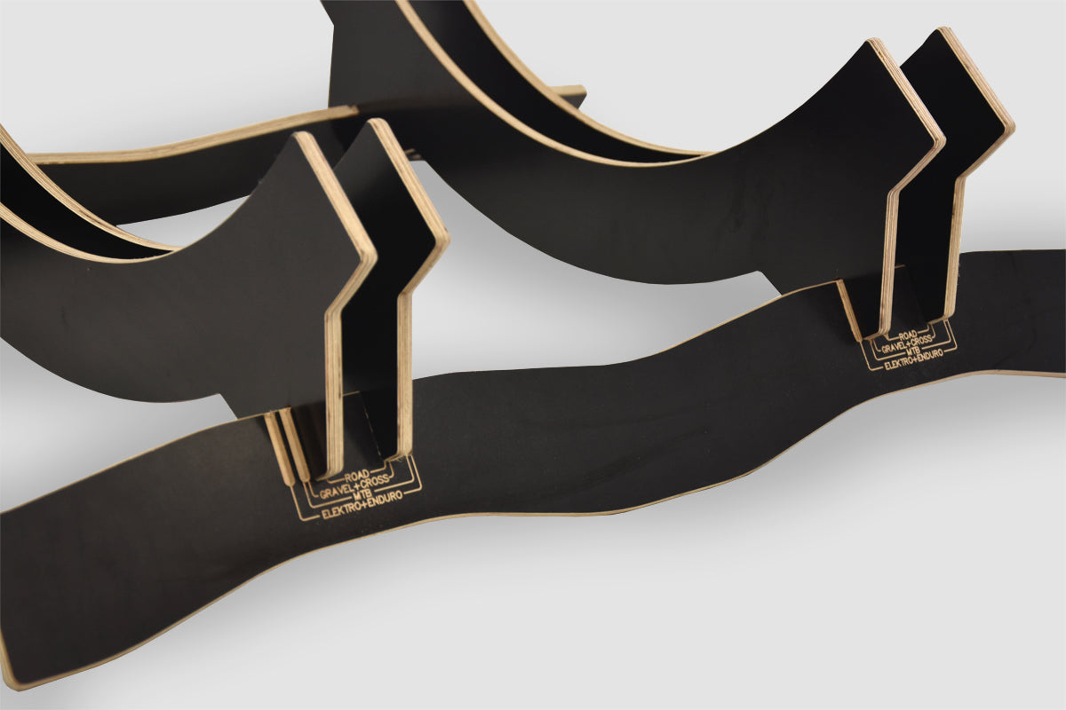 Nastavljivo stojalo za 2 kolesa