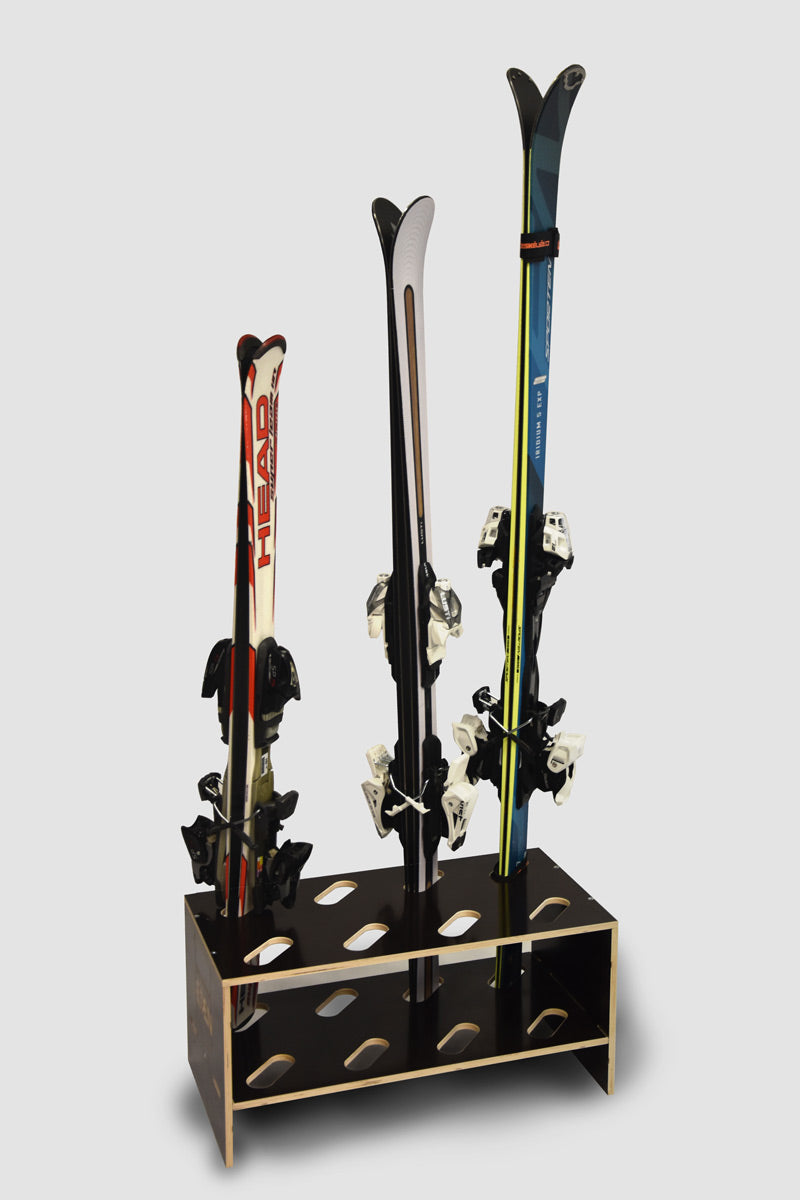 Wooden ski stand – 8 pairs, 61 × 33 cm
