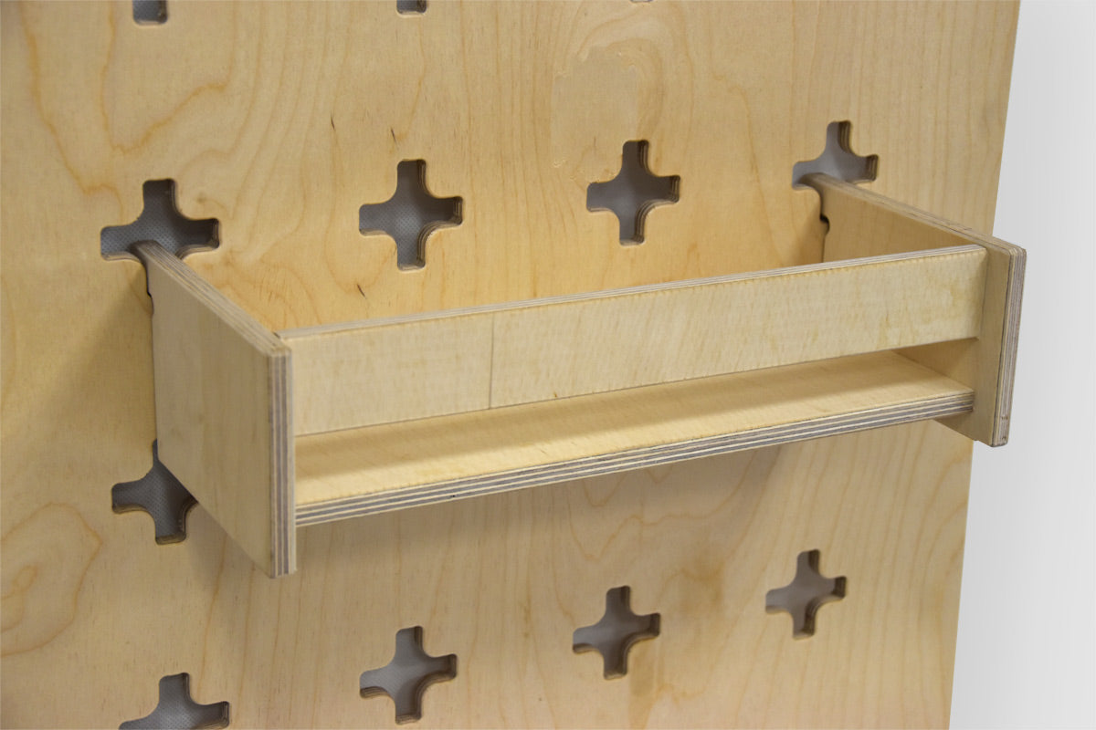 Viseča polica z omejevalnikom