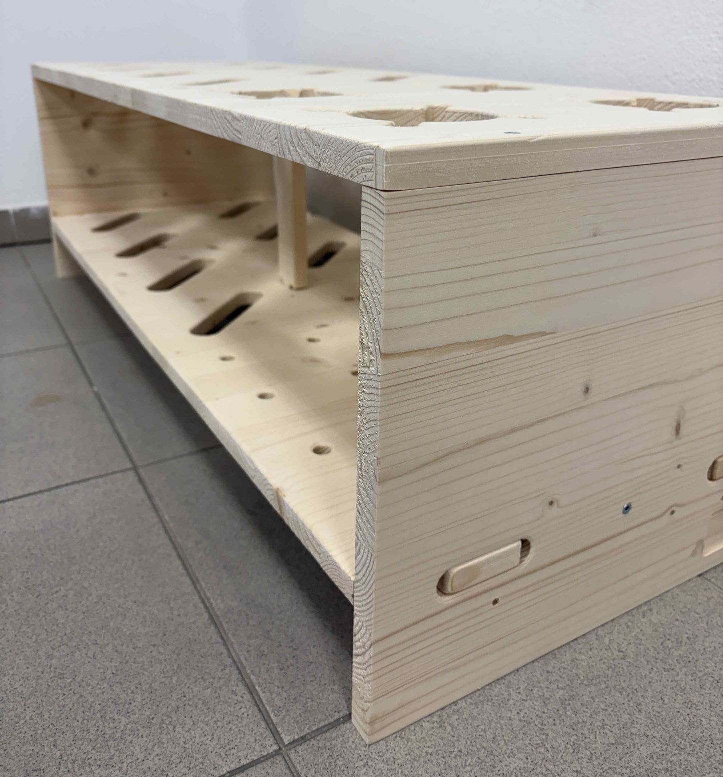 Kombinirani drveni stalak za skije i štapove - Prirodna