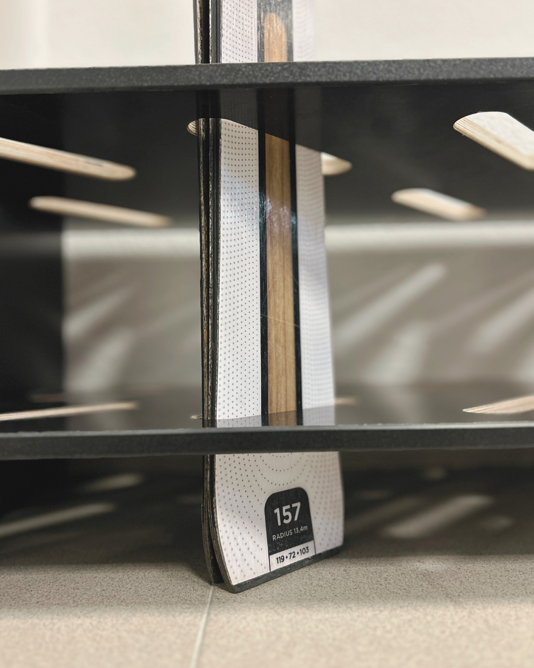 Drveni stalak za skije - 8 pari, 61 × 33 cm