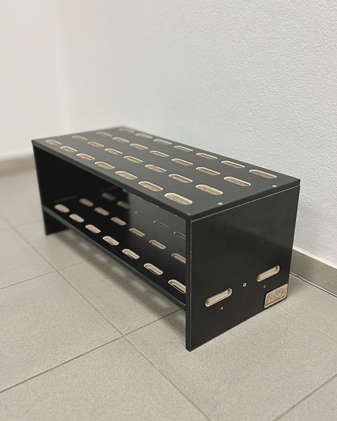 Drveni stalak za 14 pari skija za trčanje